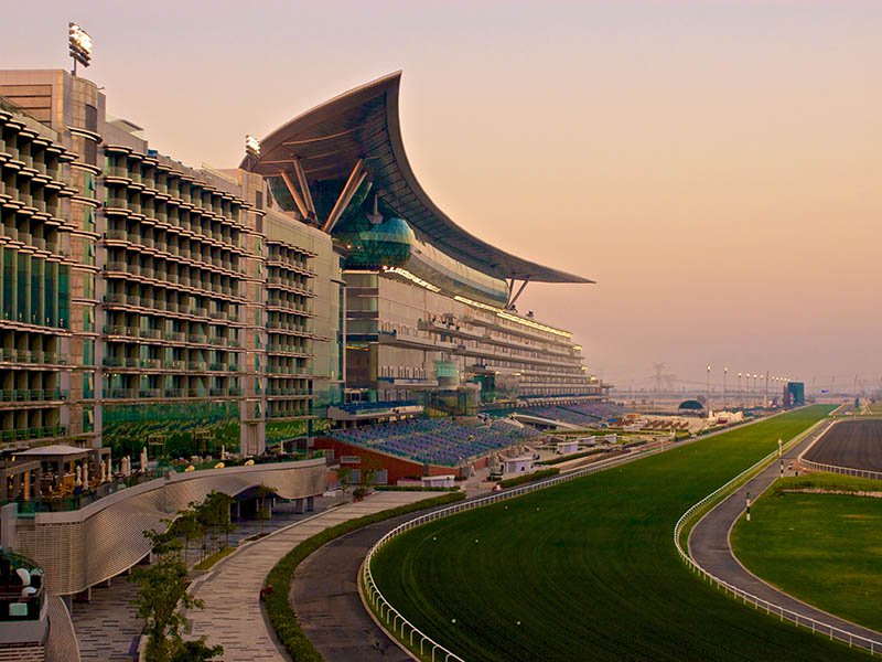 The impressive Meydan grandstand stretches for a mile (1,600 m) and can seat over 60,000 spectators. The complex includes a luxury five-star hotel, a marina, golf course, and business facilities.