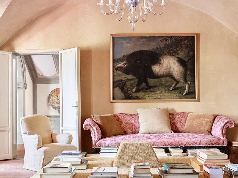 One of the living rooms in Il Palagio’s main villa. When the family is not in residence, the house is made available for guests, vacationers, and wedding parties. Photograph: Fabrizio Cicconi