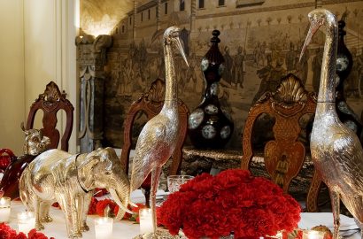 6 Tips on Styling Your Festive Table Using Antiques