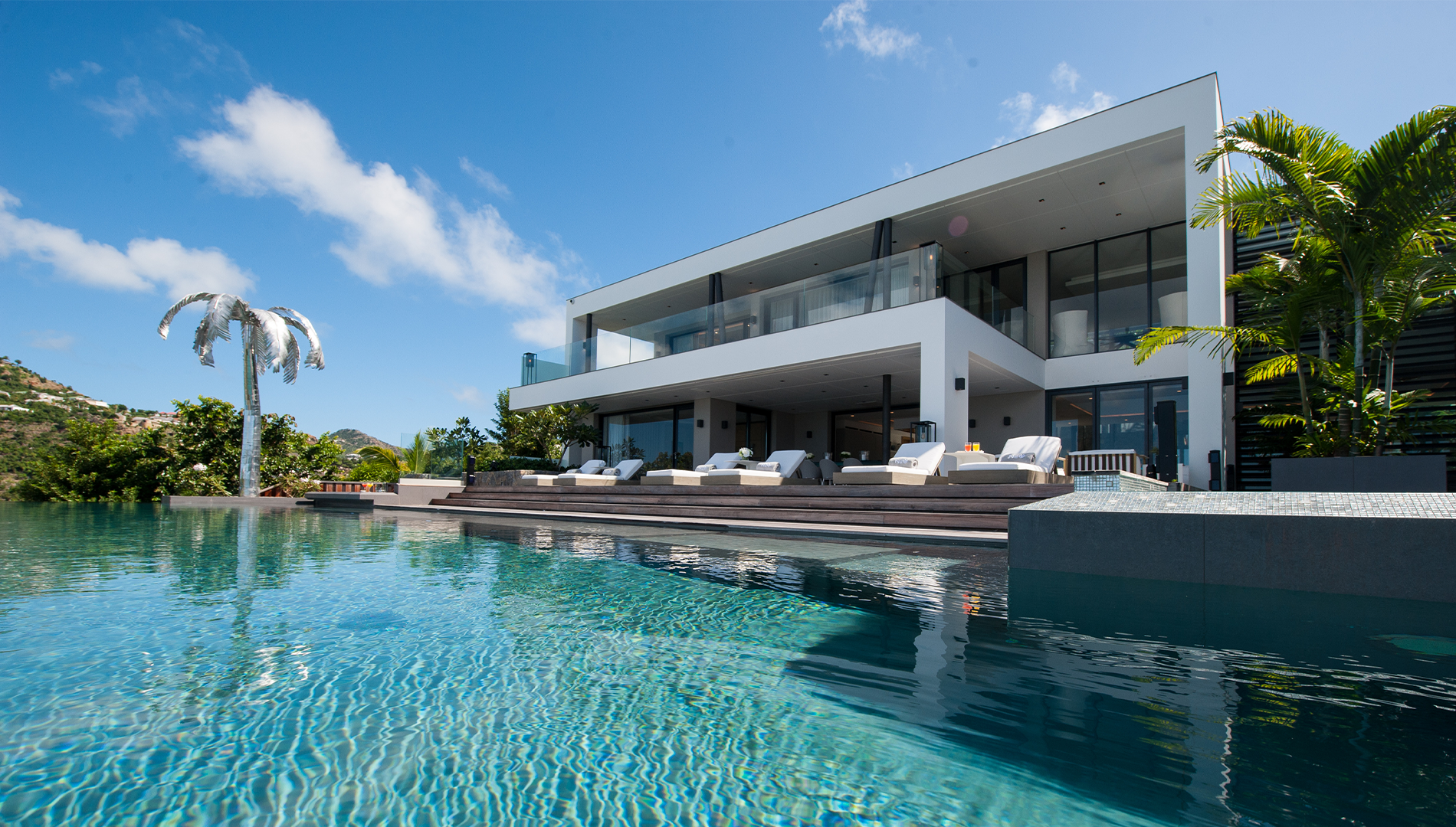 Contemporary modern luxury villa