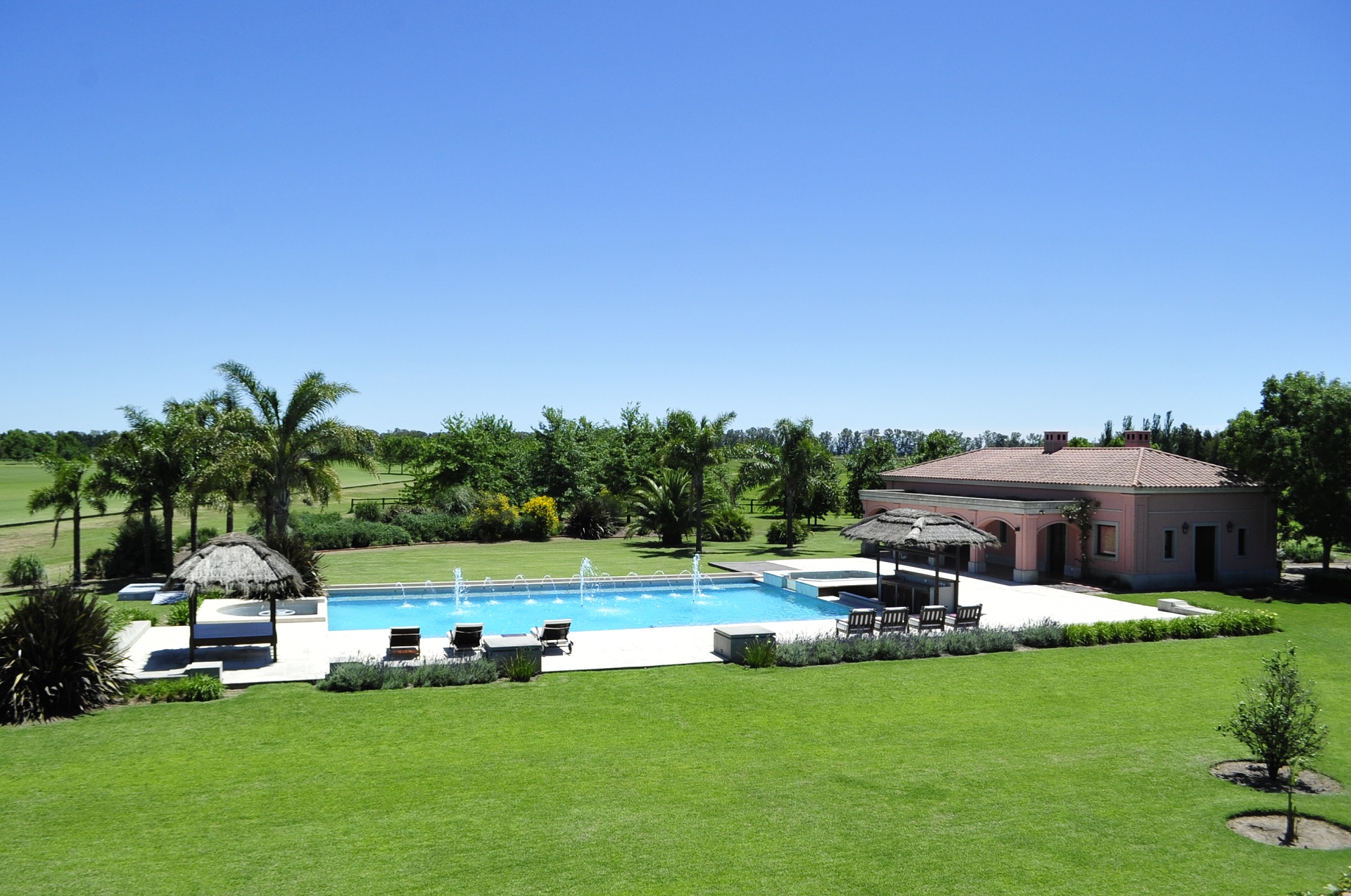 In exclusive Santa María de Lobos Polo Club, 100 km (62 mi) from Buenos Aires and a 40-minute drive from Ezeiza Airport.