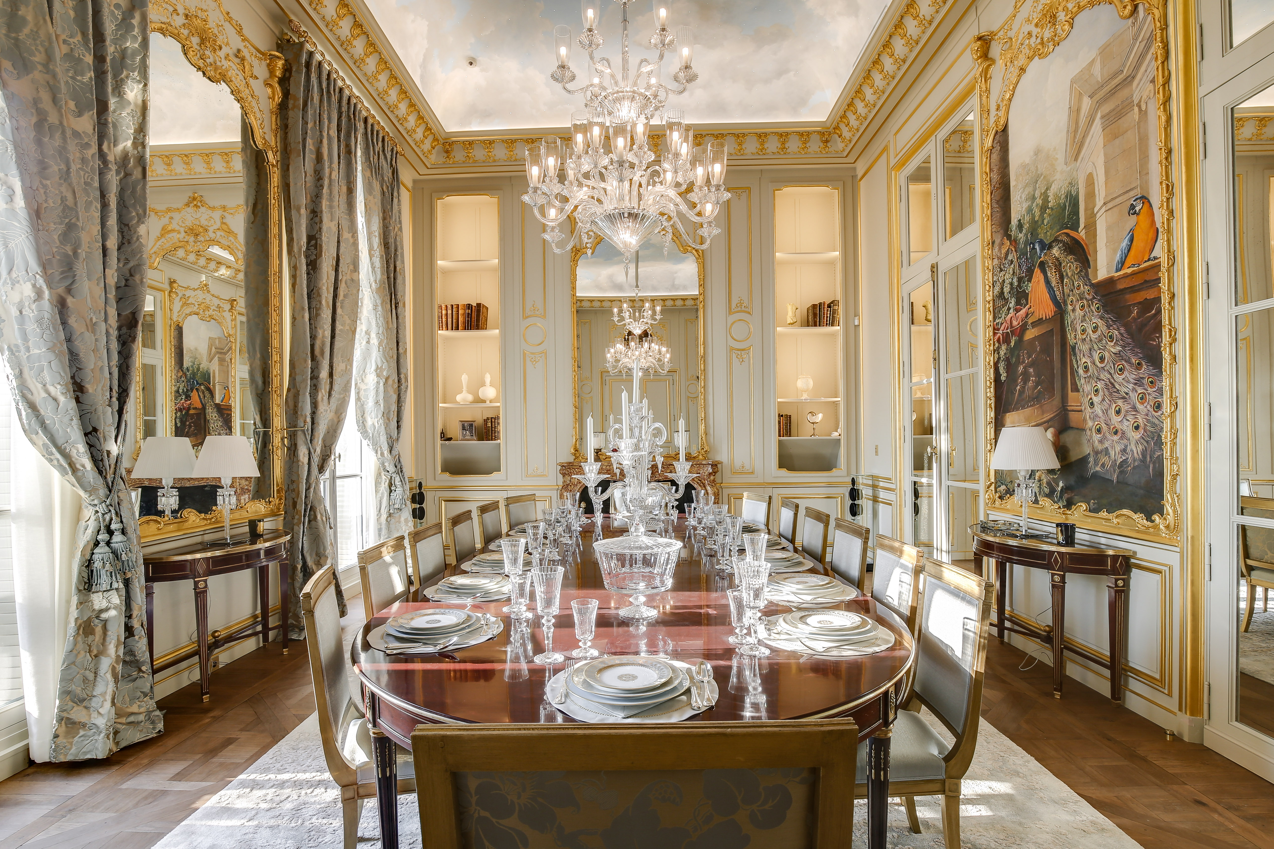 Dinning Room in Paris, France