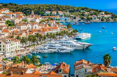 Dropping Anchor: 2023 Top Yacht Trends and Locations