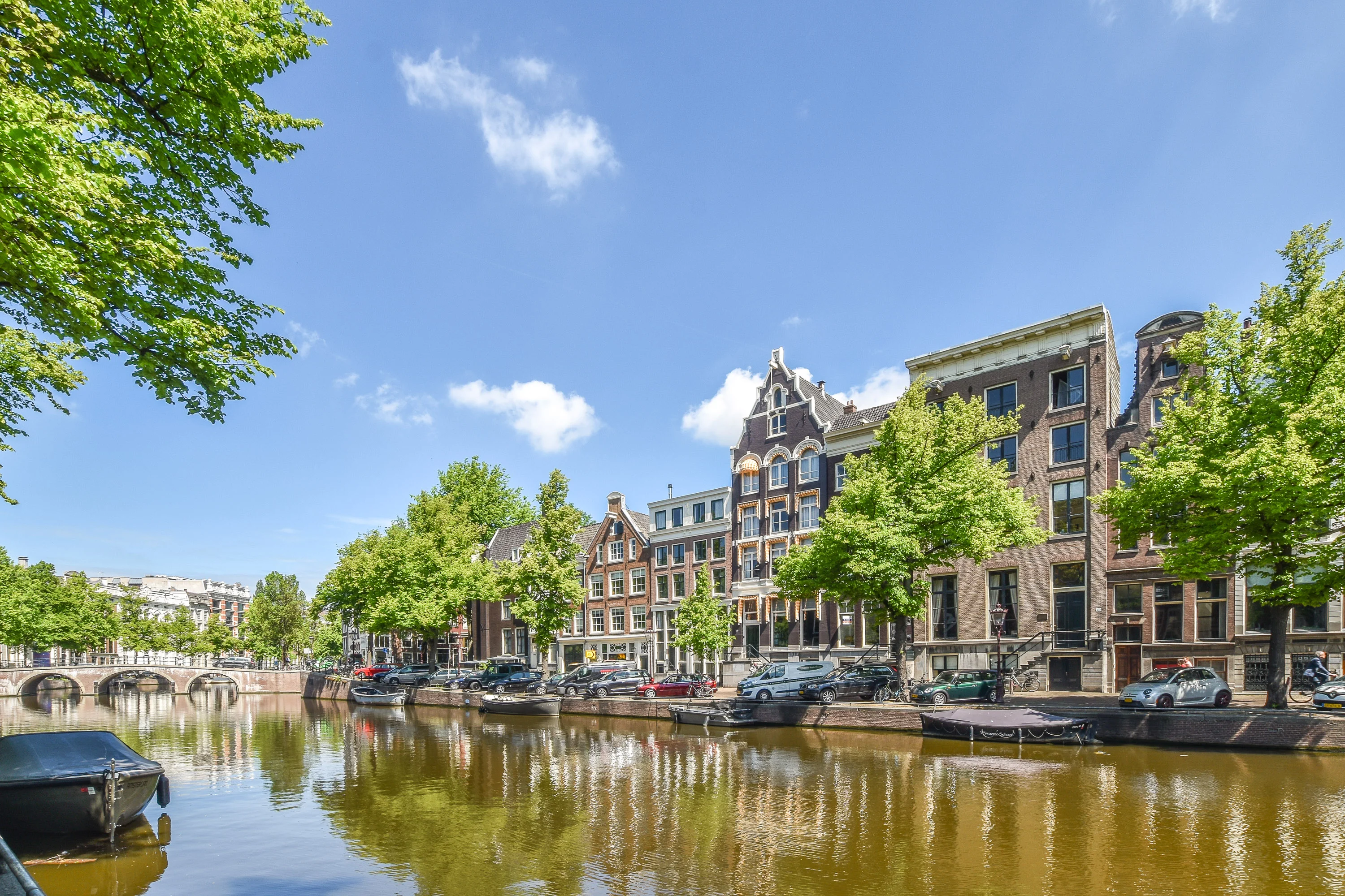 Amsterdam canal home