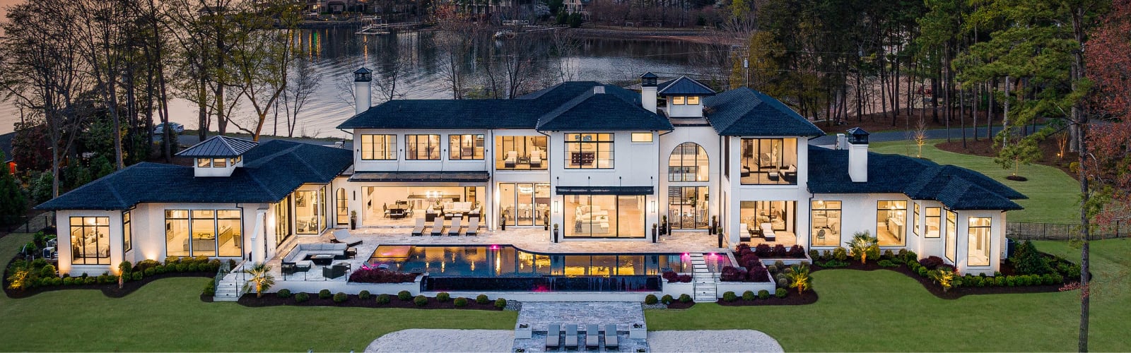 Lakeside Luxury: 6 Deluxe Lake Houses for Summer | Christie's International  Real Estate, image size:1600x500